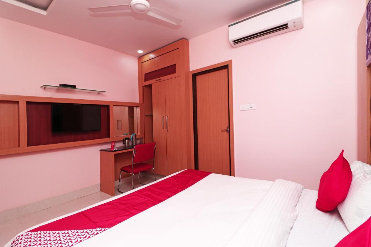 Capital O Hotel Sapphire Inn Gorakhpur Dış mekan fotoğraf