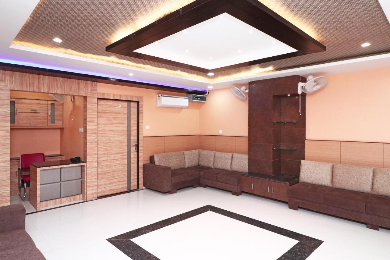 Capital O Hotel Sapphire Inn Gorakhpur Dış mekan fotoğraf