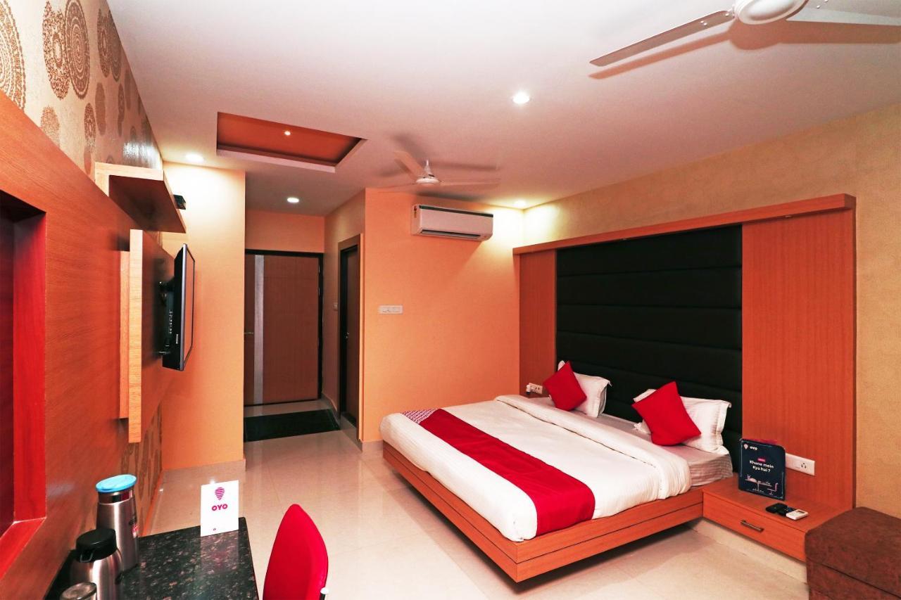 Capital O Hotel Sapphire Inn Gorakhpur Dış mekan fotoğraf